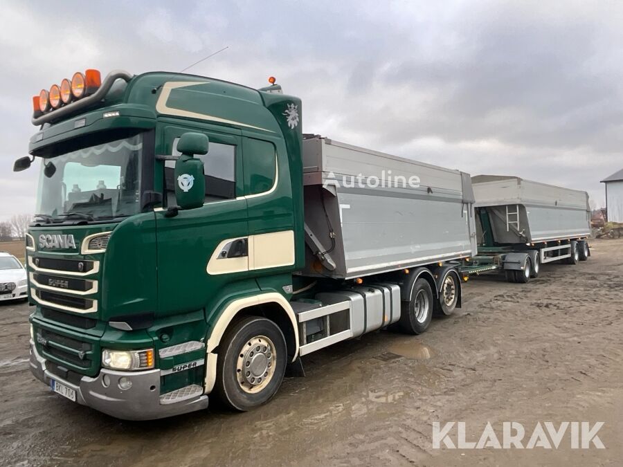 Scania R 580 dump truck