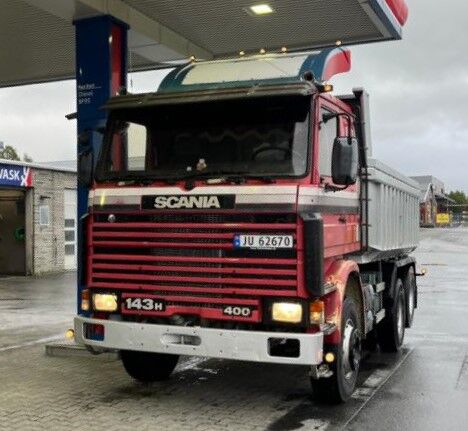 camion-benne Scania R143HL