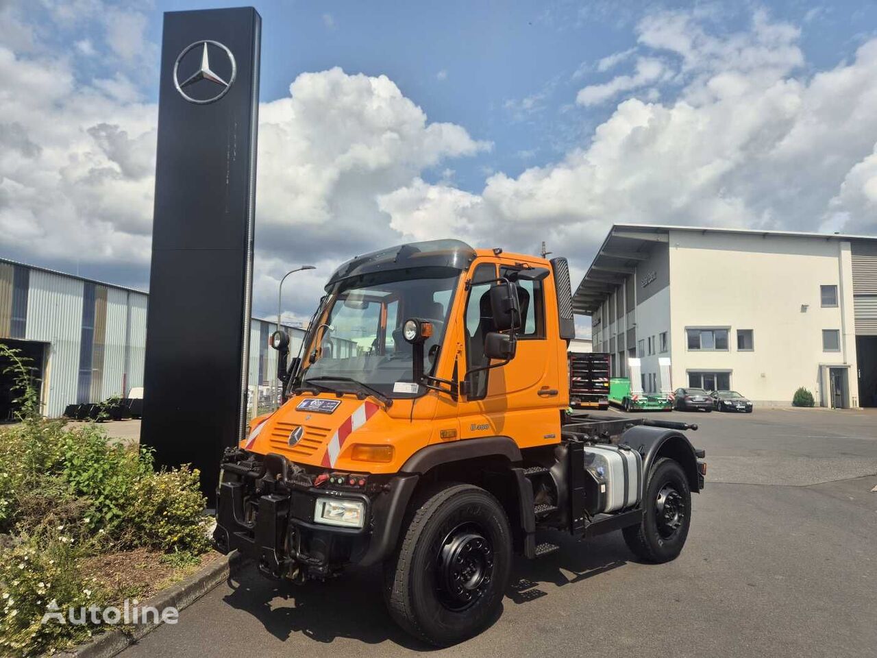 Camião basculante U 400 4x4 Fahrgestell Vario Pilot Zapfwelle LOF - Autoline