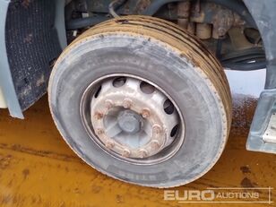 Купить самосвал Volvo 2015 Volvo 8x4 Tipper Lorry, Insulated Aliweld Body, Easy Sheet - Изображение 13 | Autoline UZ Самосвал Volvo 2015 Volvo 8x4 Tipper Lorry, Insulated Aliweld Body, Easy Sheet | Изображение 13 - Autoline