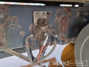 Купить самосвал Volvo 2015 Volvo 8x4 Tipper Lorry, Insulated Aliweld Body, Easy Sheet - Изображение 17 | Autoline UZ Самосвал Volvo 2015 Volvo 8x4 Tipper Lorry, Insulated Aliweld Body, Easy Sheet | Изображение 17 - Autoline