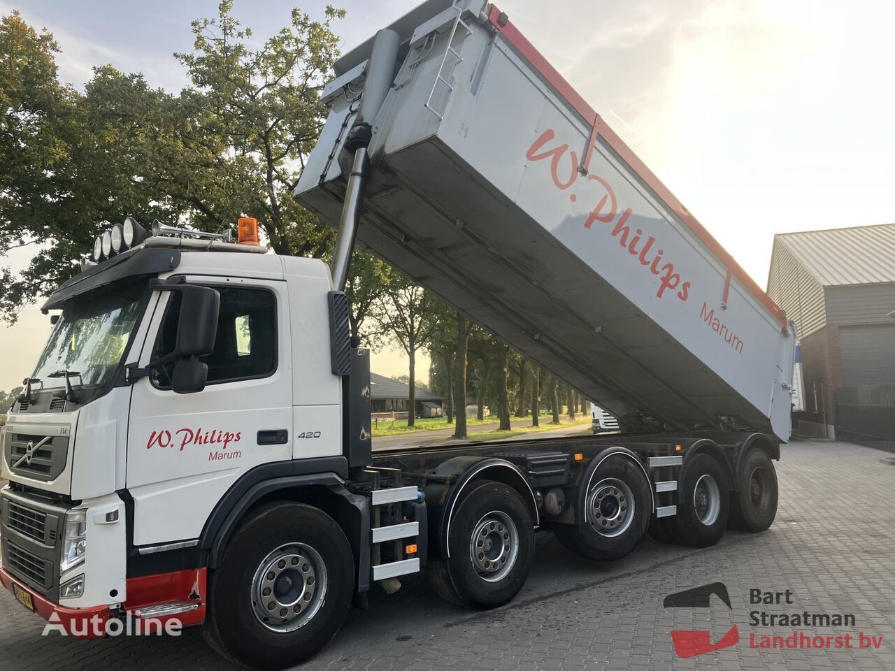 camion-benne Volvo FH-10X4R geÏsoleerde asfalt kipper