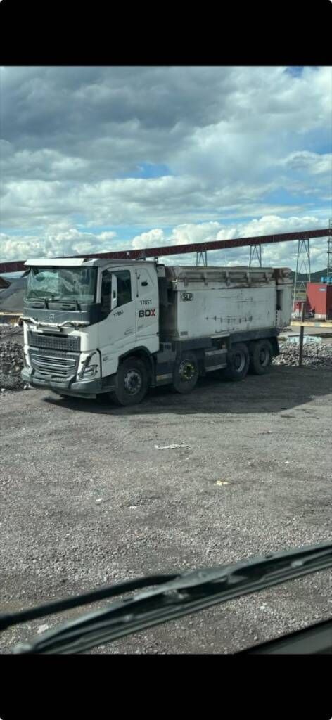 Volvo FH 16 dump truck