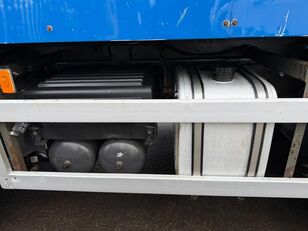 Volvo FH 400 8X4 TIPPER (insulated/isolé) - MANUAL 3+3 - STEEL SPRING dump truck for sale - Image 27 | Autoline CA Volvo FH 400 8X4 TIPPER (insulated/isolé) - MANUAL 3+3 - STEEL SPRING dump truck | Image 27 - Autoline