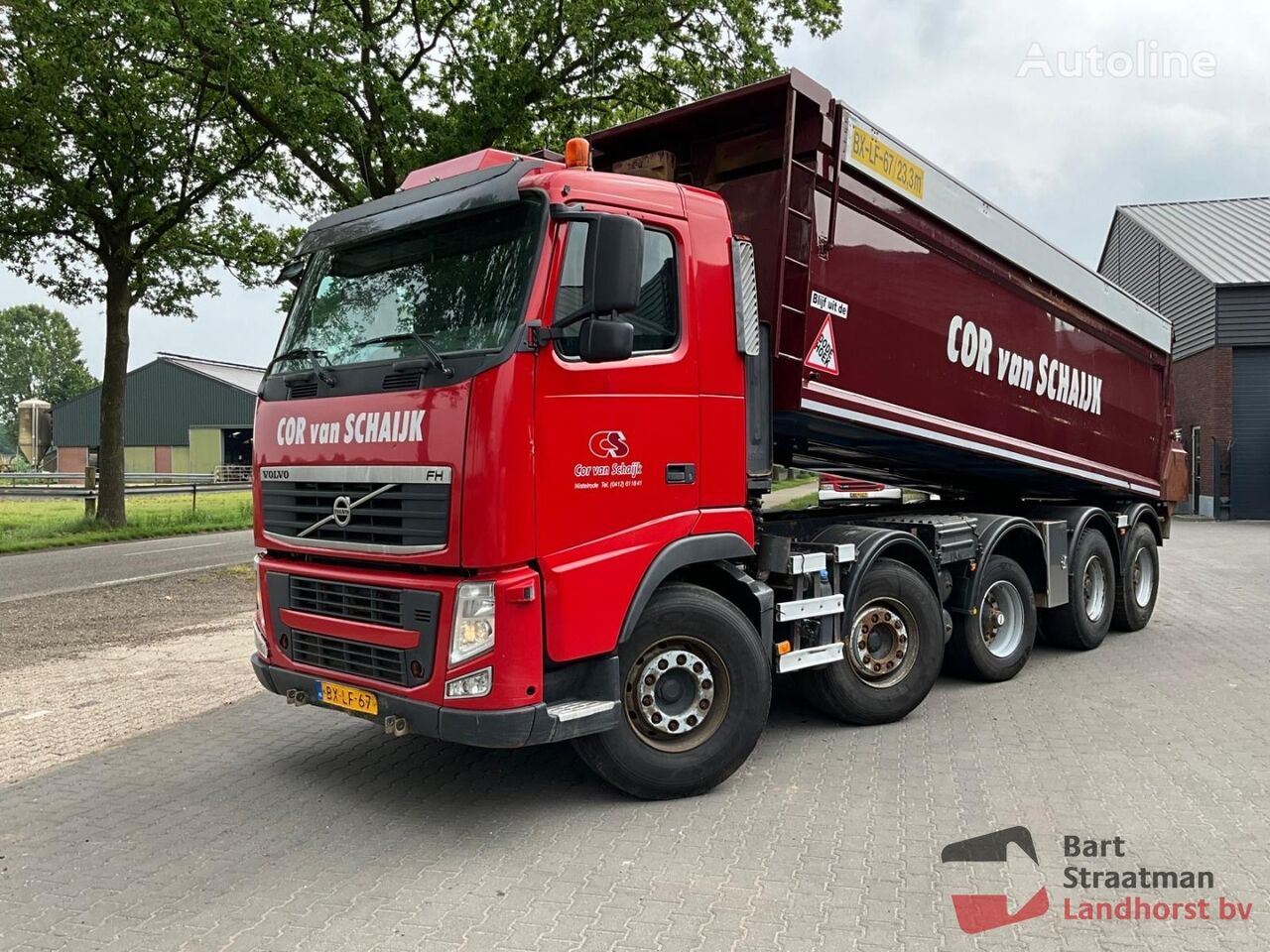 truk pembuangan Volvo FH 440 10x4 Bladgeveerd met Geisoleerde kipper