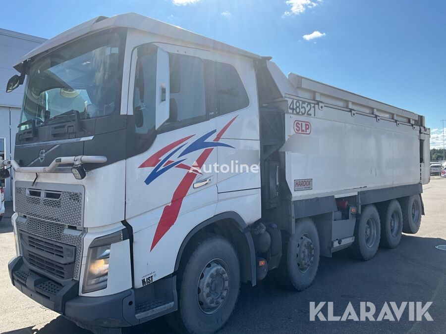 ανατρεπόμενο φορτηγό Volvo FH16