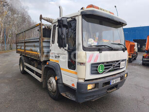 skl&aacute;pěč Volvo FL 6 220