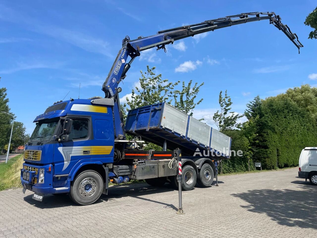 Volvo FM 400 tipper with fassi f360 with jib and grab. very good condi damperli kamyon - Autoline