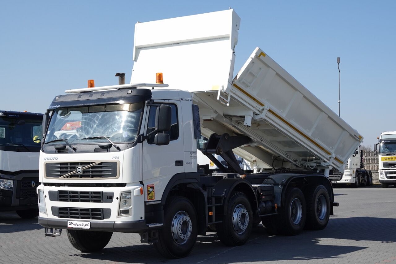 Venta de Volvo FM 440 / 8x4 / WYWROTKA / HYDROBURTA / BORDMATIC / MANUAL / SPR volquete | Autoline ES Volvo FM 440 / 8x4 / WYWROTKA / HYDROBURTA / BORDMATIC / MANUAL / SPR volquete - Autoline