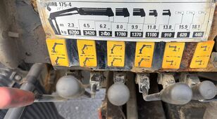 Volvo FM tipper + crane HIAB 175-4 ダンプトラック販売用 - 画像 13 | Autoline JP Volvo FM tipper + crane HIAB 175-4 ダンプトラック | 画像 13 - Autoline