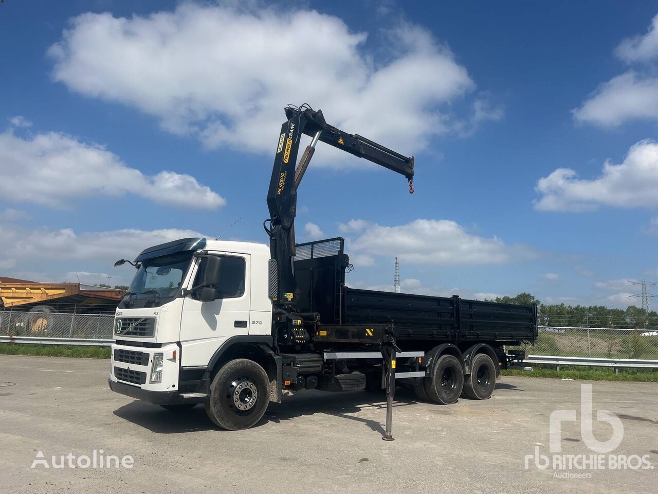 камион кипер Volvo FM370 2010 Palfinger PK18500 6100 kg