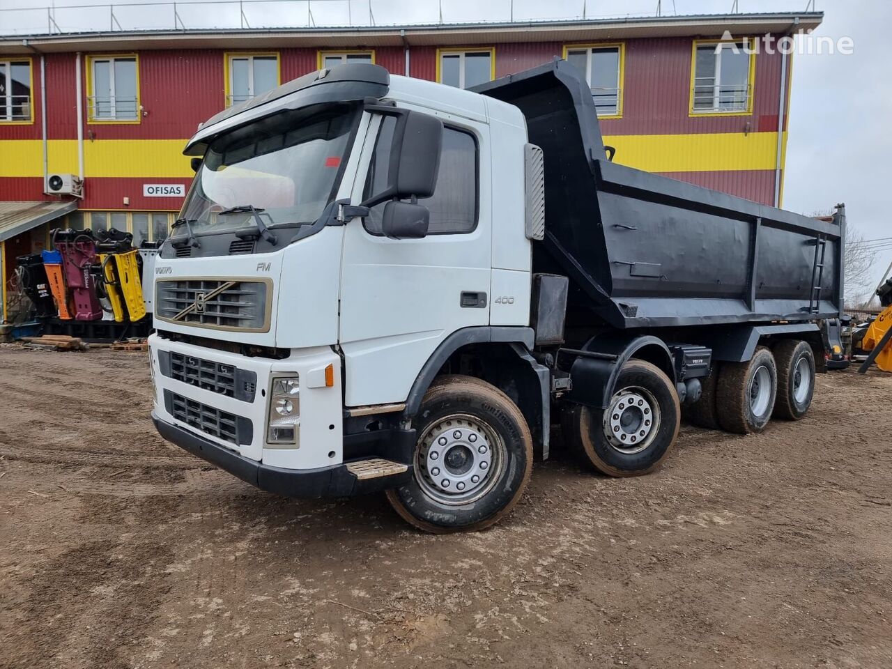 Volvo FM420 8×4 volquete