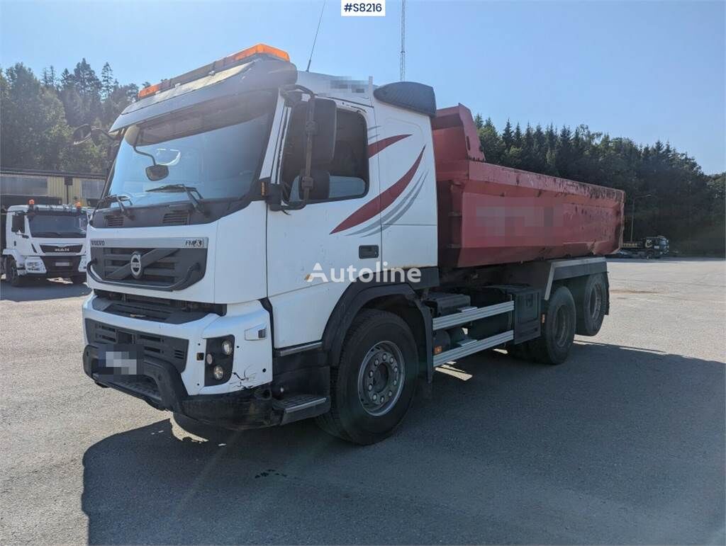 camion-benne Volvo FMX 6X2