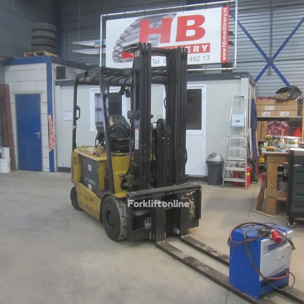 Caterpillar EP25K, elek, bj 2011, triplomast, side shift, hydro vorkverstell electric forklift