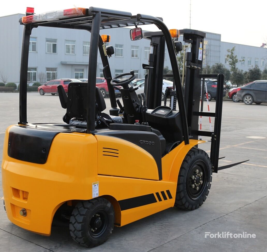 new Caterpillar Maxus 30 electric forklift