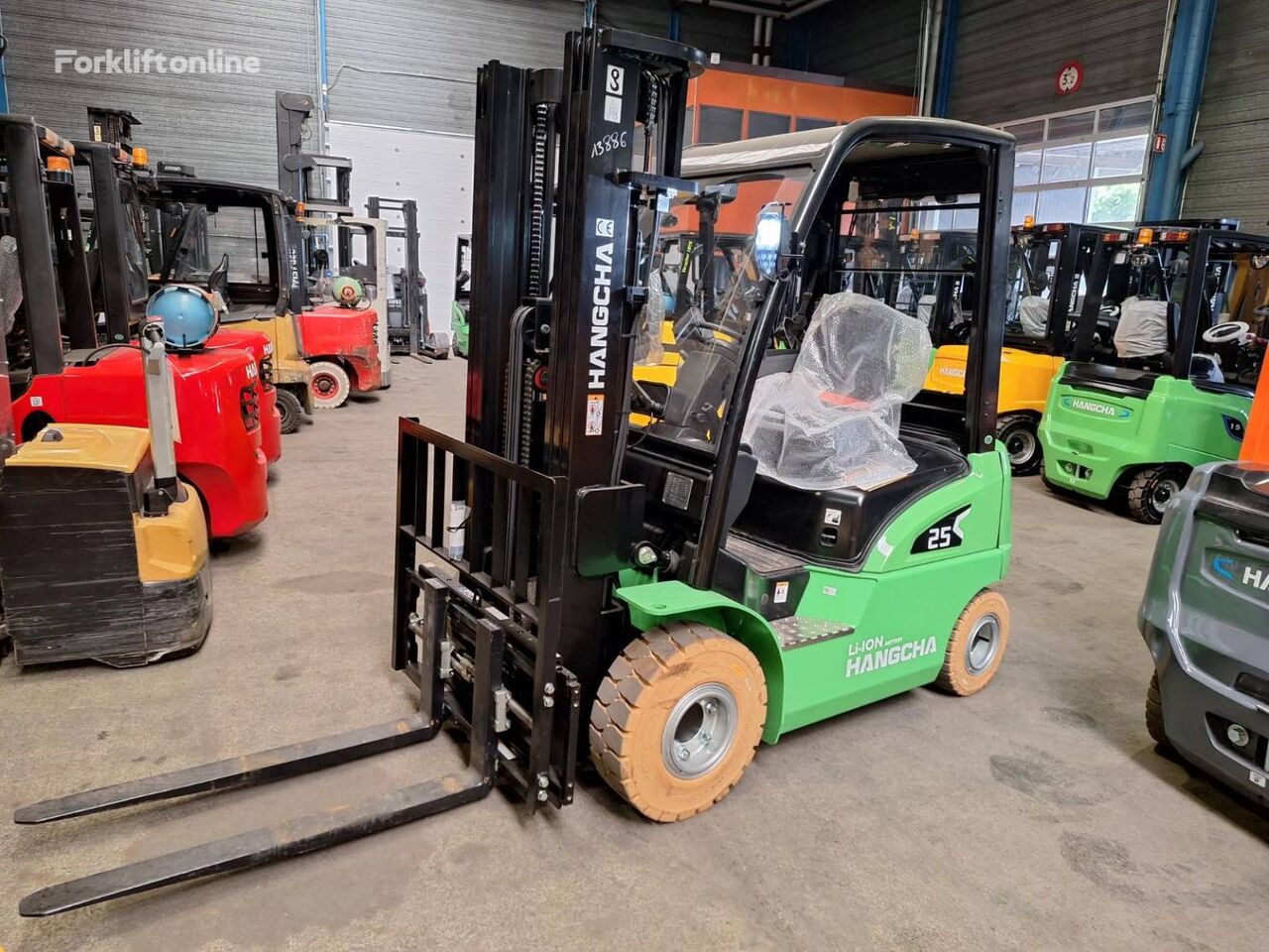 new Hangcha XC25 electric forklift