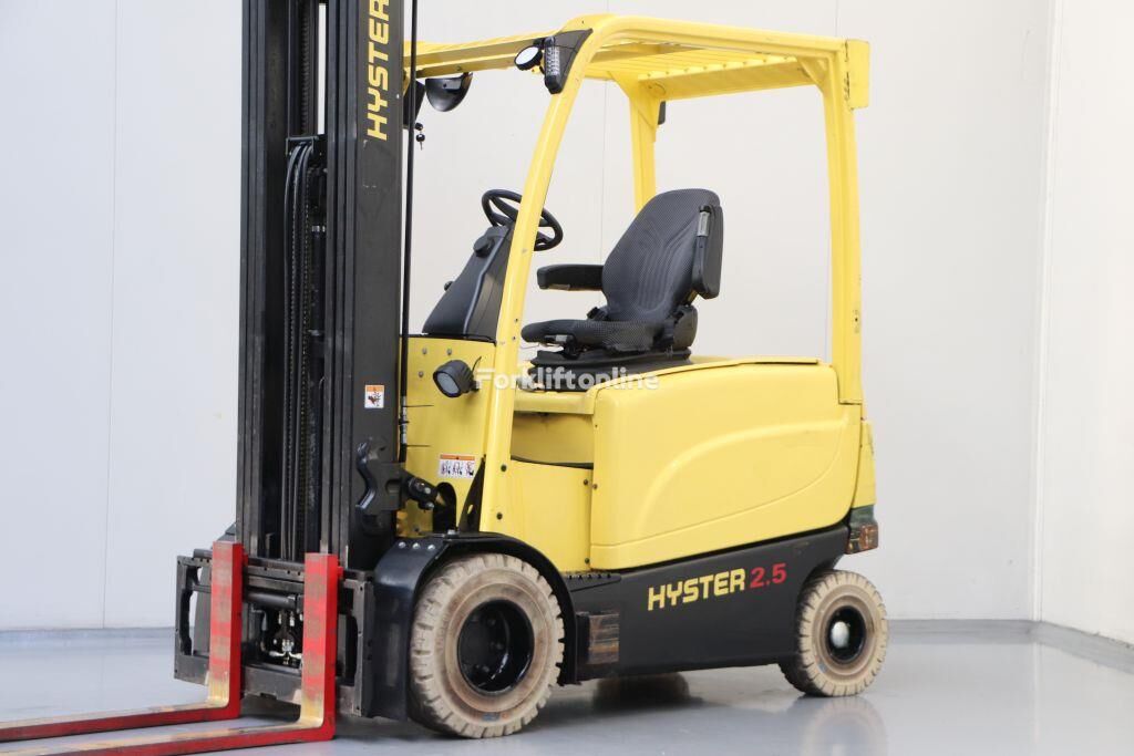 Hyster J2.5XN electric forklift