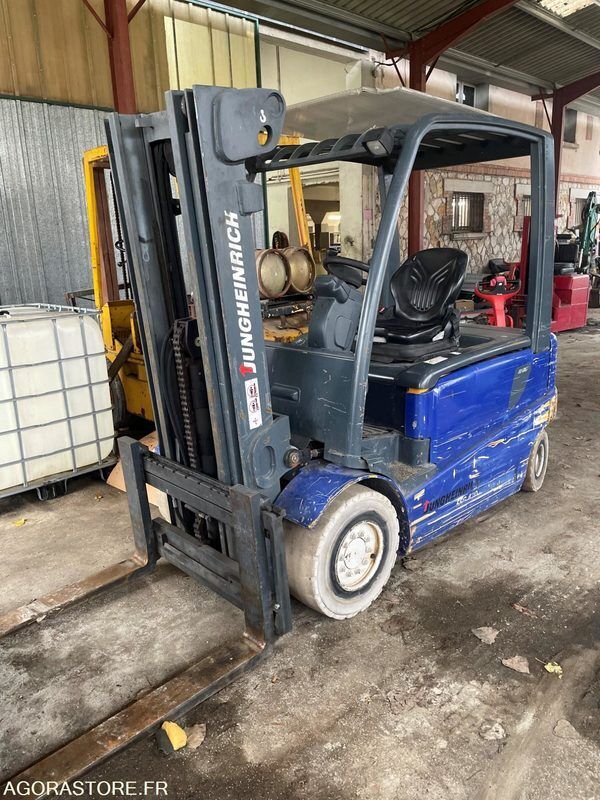 Jungheinrich EFG430 electric forklift