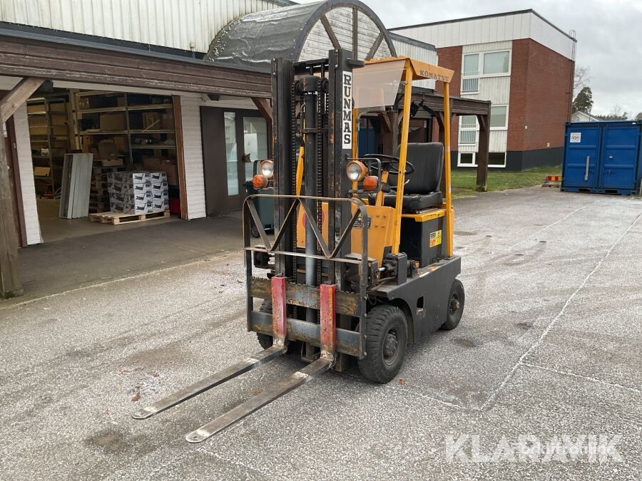 Komatsu FB10-2 electric forklift