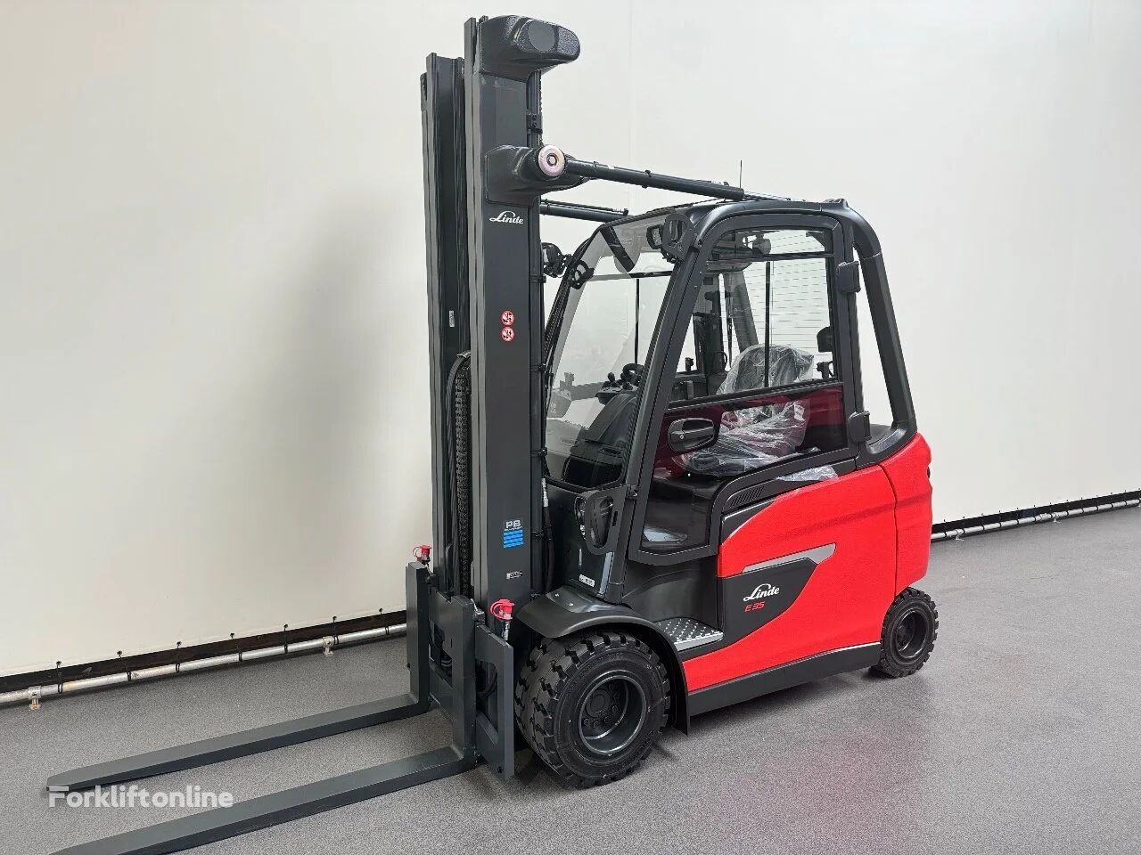 Linde 1252 E 35 HL-01 carretilla eléctrica nueva