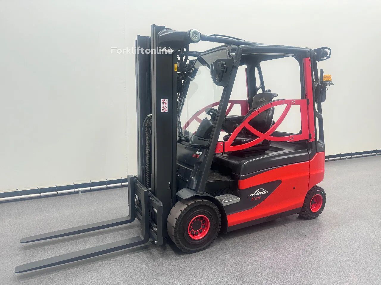 Linde 387 E 25 L-01 Inclusief nieuwe accu electric forklift