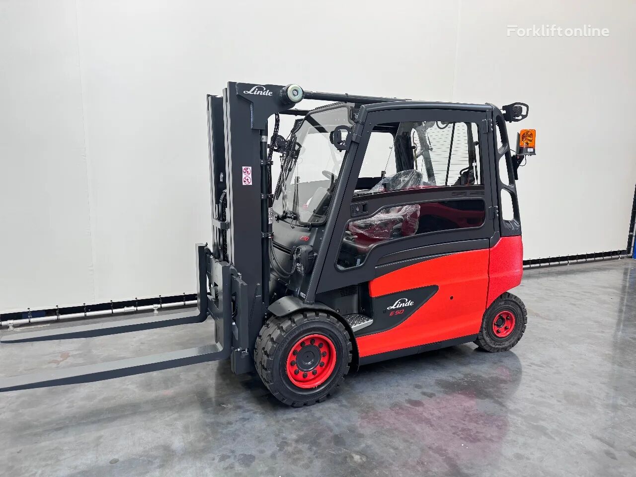 Empilhador elétrico Linde 388 E 50 L-01/600 novo - Forkliftonline