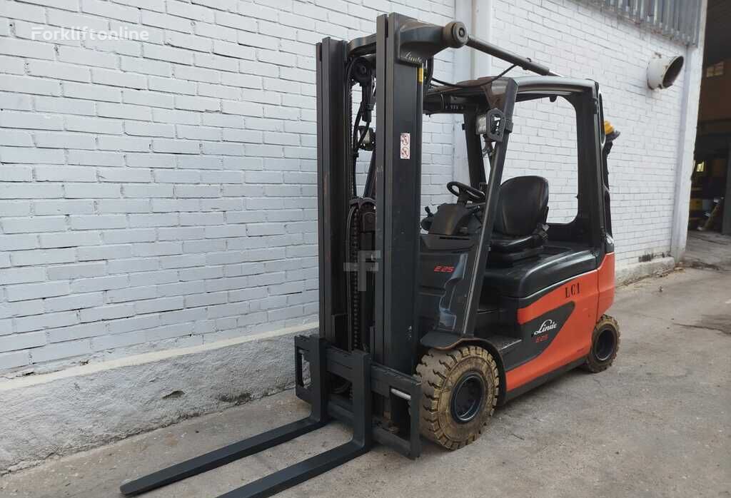 Linde E25 elektrikli forklift