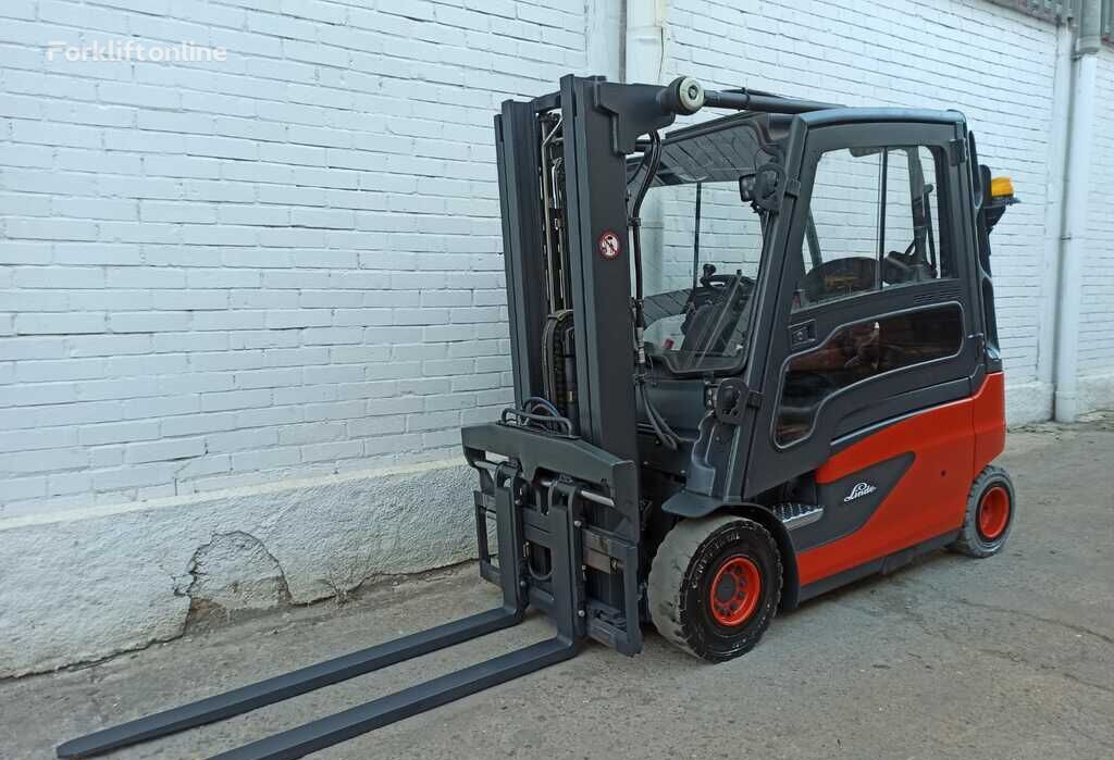 Linde E25L electric forklift