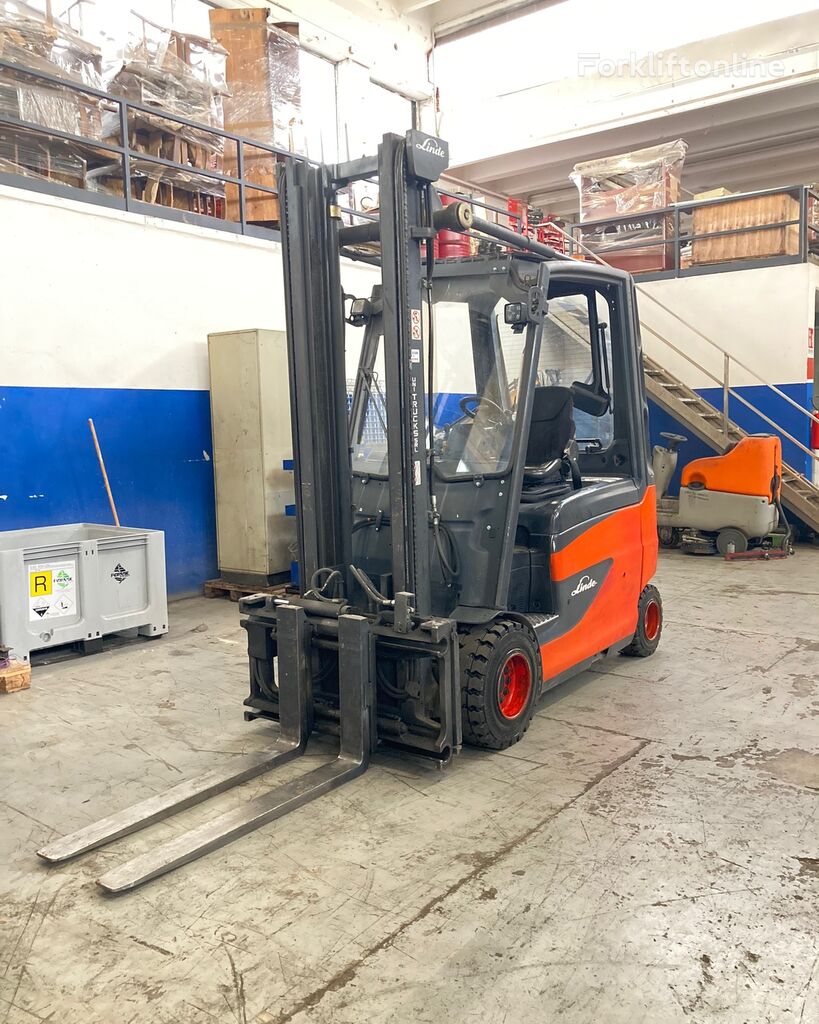 Linde E30HL-01/600 electric forklift