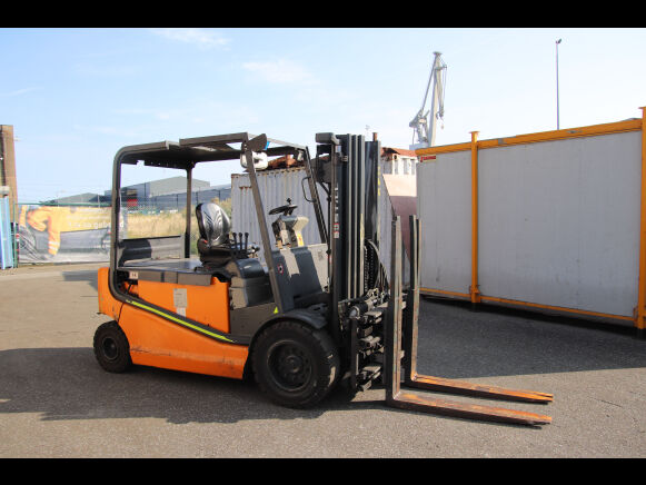 Still R60-40 electric forklift