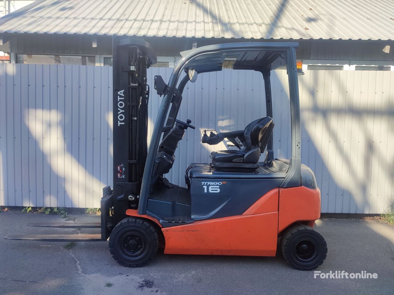 Toyota 8FBMT16 elektrisk gaffeltruck