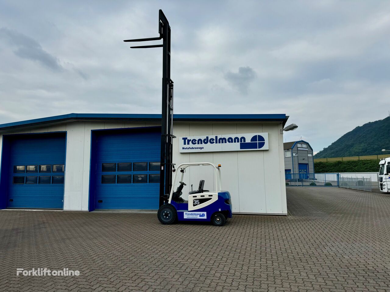 new Trendelmann JE-35 E Triplex Mast 7 mtr Hub electric forklift