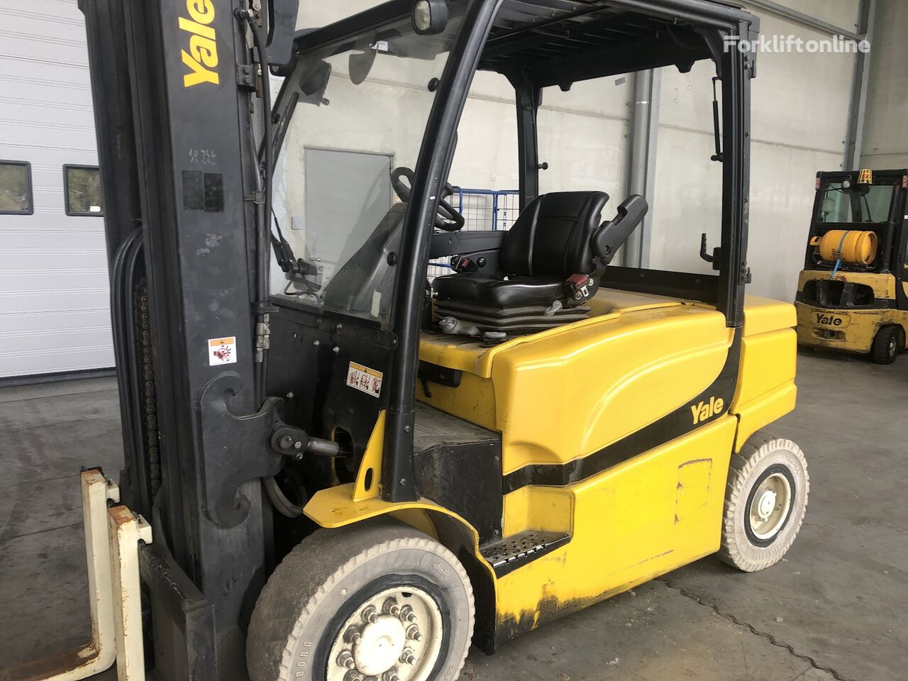 Yale ERP40VM electric forklift