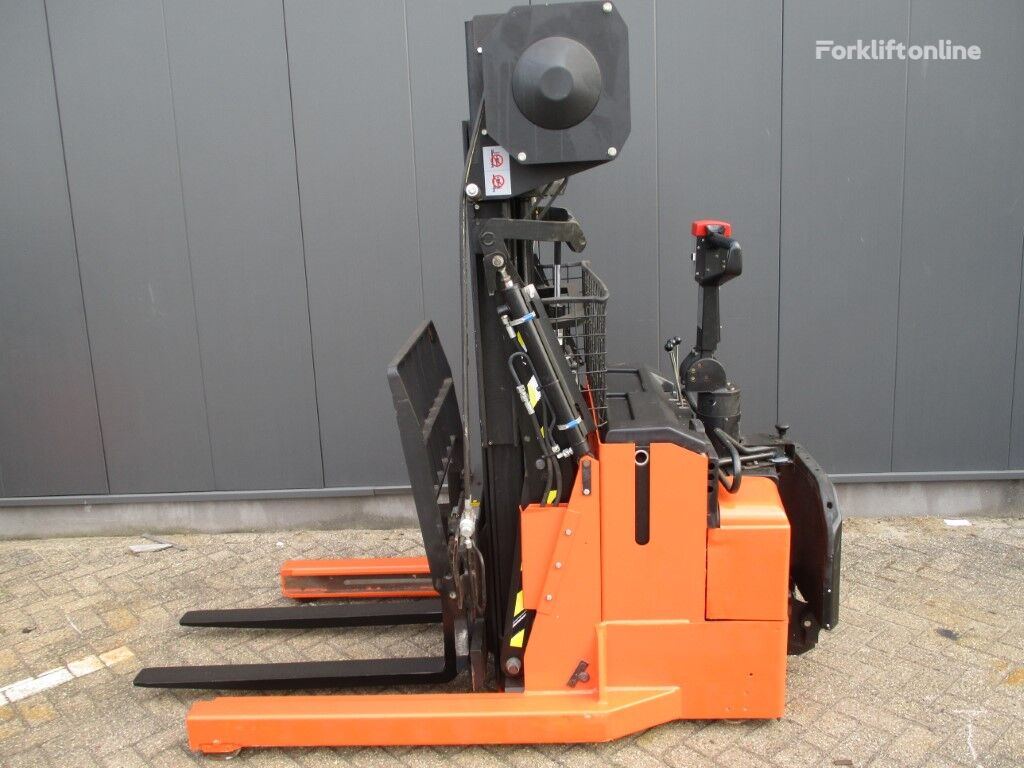 BT RWE 120 electric pallet truck