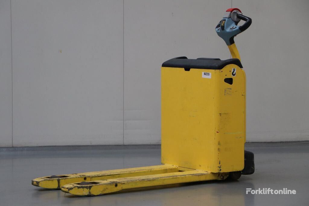 Hyster P1.8 electric pallet truck