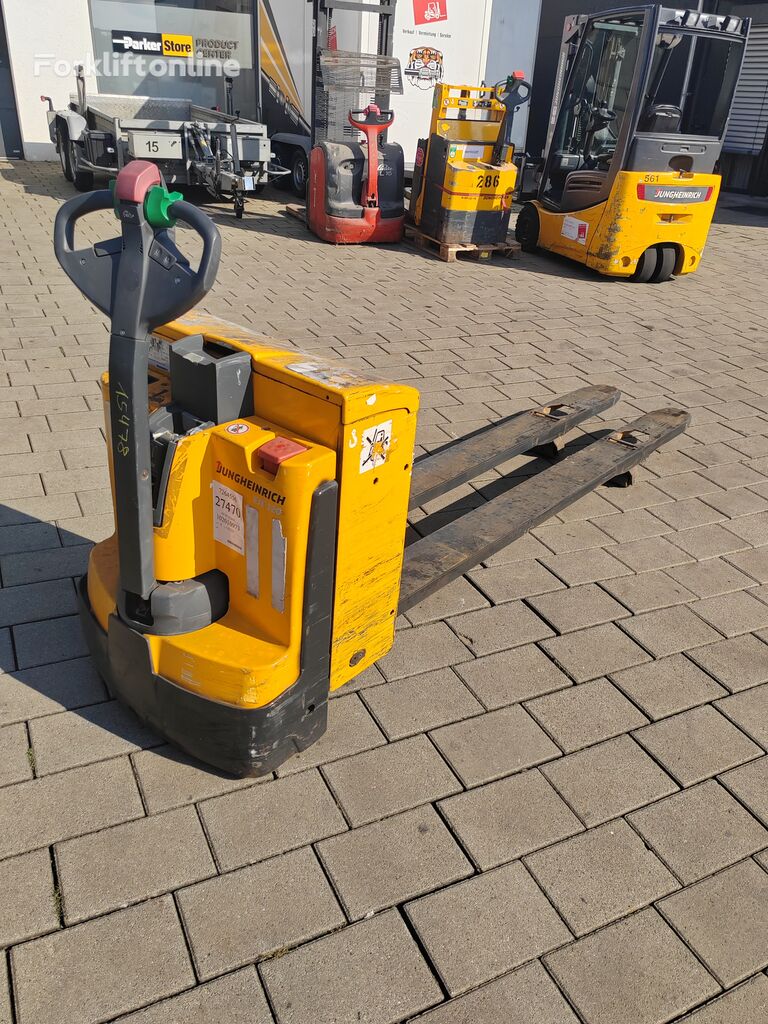 transpalette electrique Jungheinrich EJE 120 (2400mm Gabel)