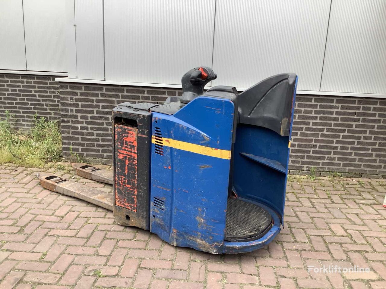 Linde T20 SP electric pallet truck