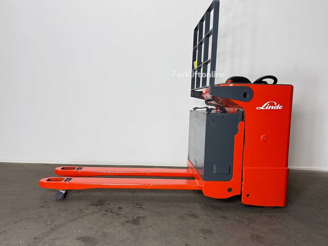 Linde T20R električni paletar