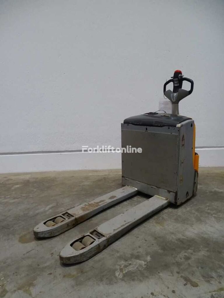 Still EXU16 electric pallet truck