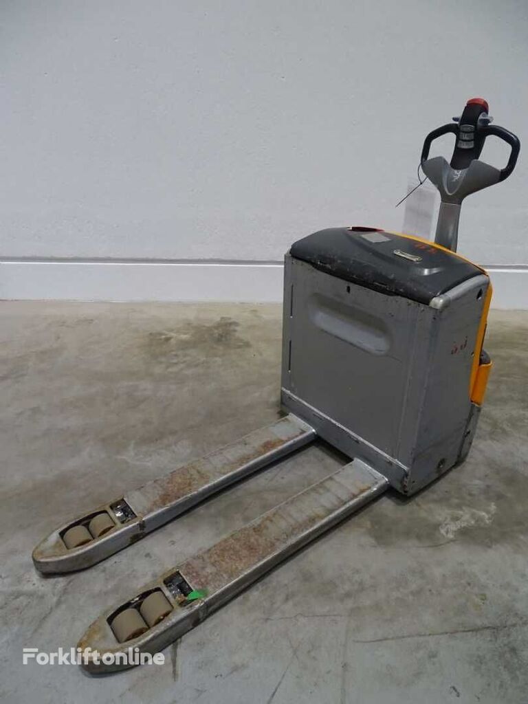 Still EXU18 electric pallet truck