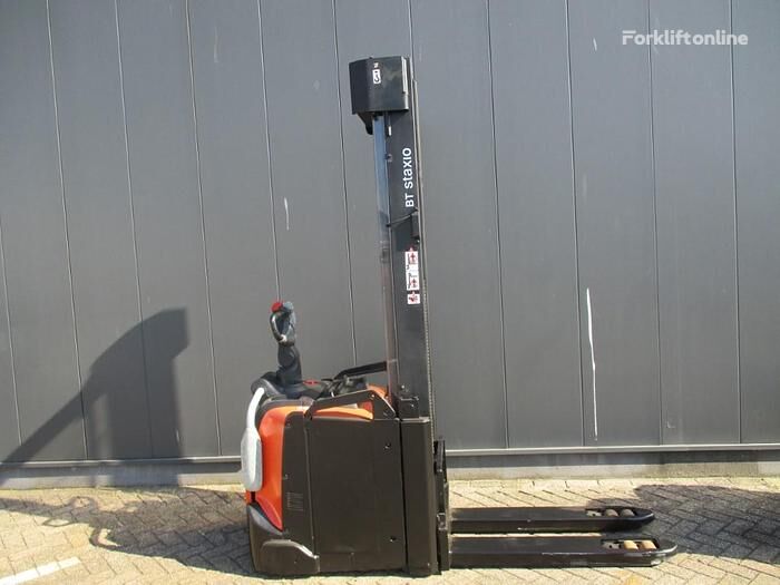 Toyota SPE 160L electric pallet truck