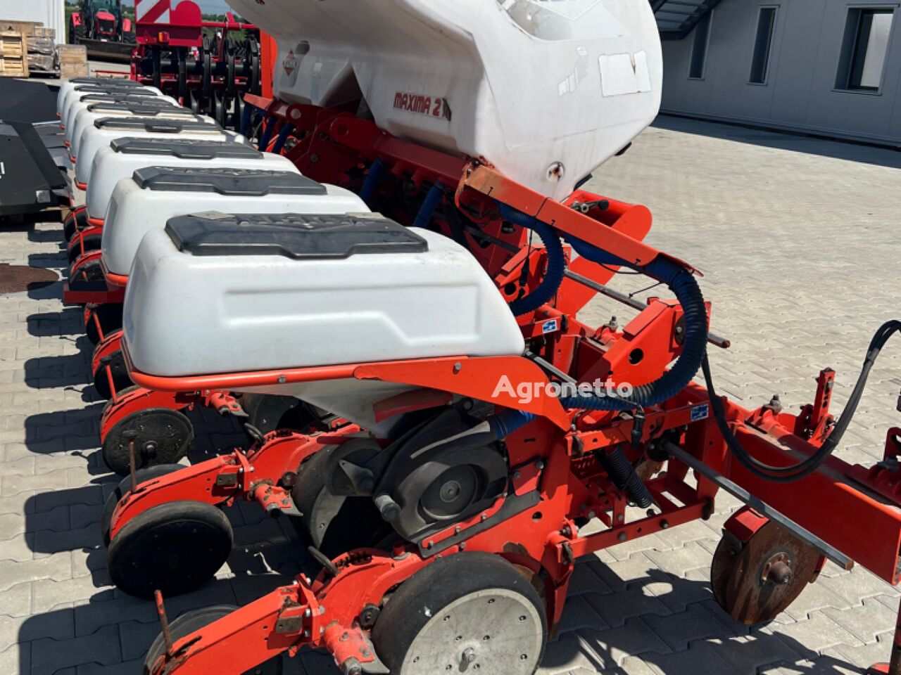 Сеялка точного высева с электроприводом Kuhn Maxima - Agroline