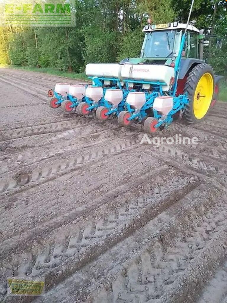 حفّار زرع البذور الدقيق الكهربي Monosem maislegegerät 6-reihig - Agroline