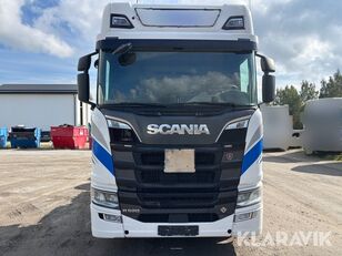 каросерија на камион фургон Scania R520B8X4*4NB