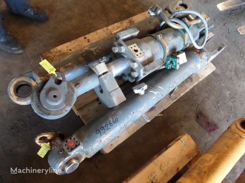 godet Liebherr Cylinder