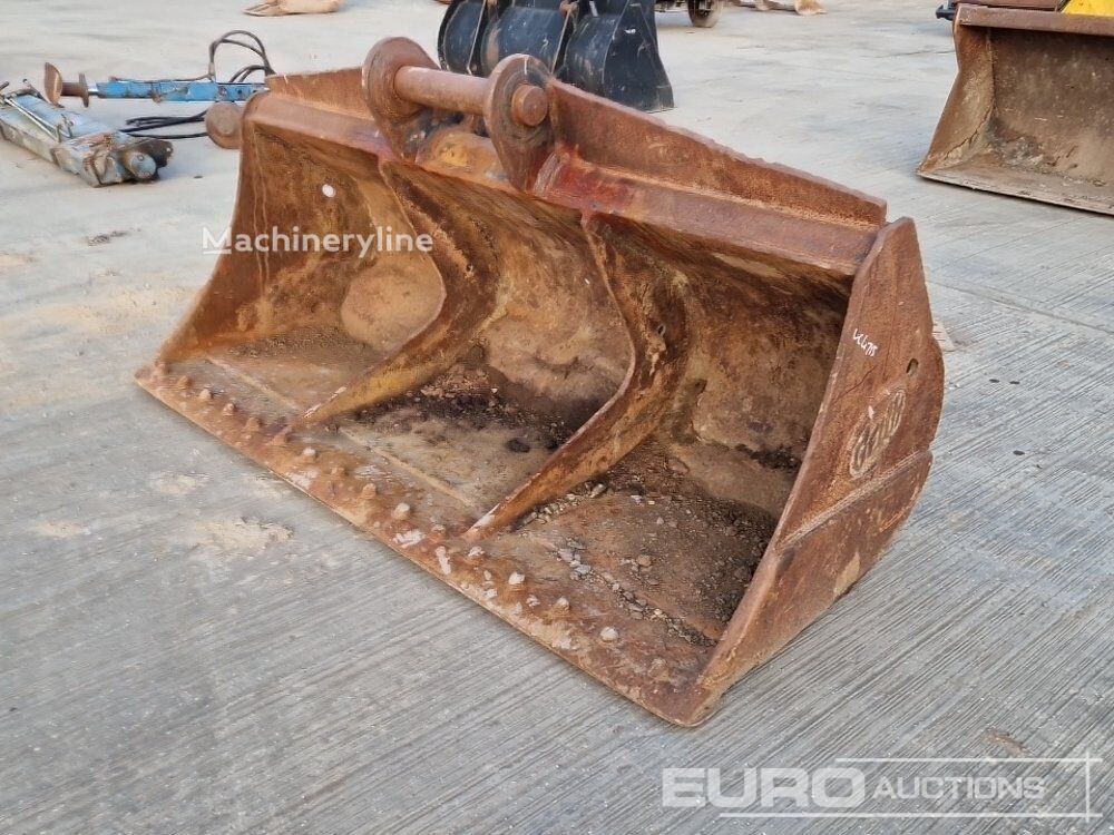 excavator bucket