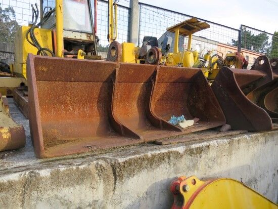 200 CM excavator bucket