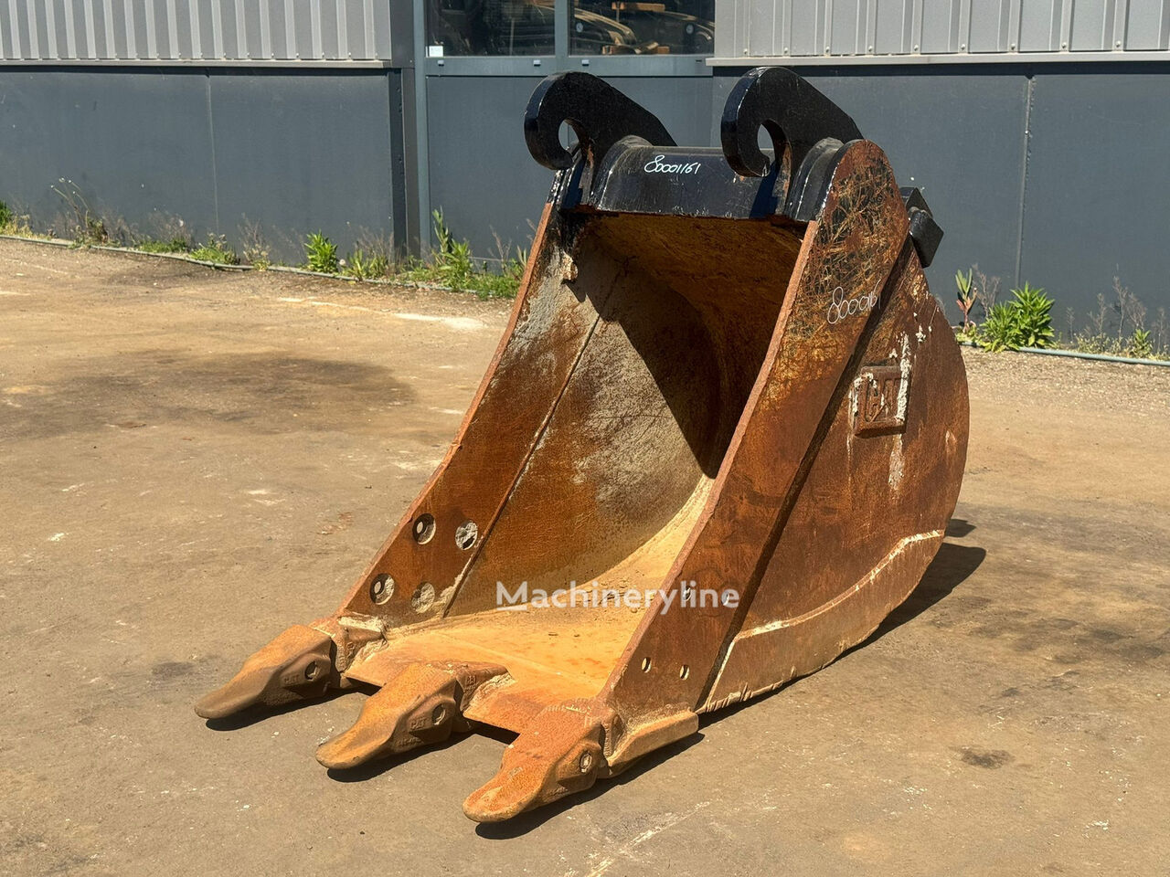 Caterpillar Excavation bucket HH-3-600 CW30S excavator bucket - Machineryline