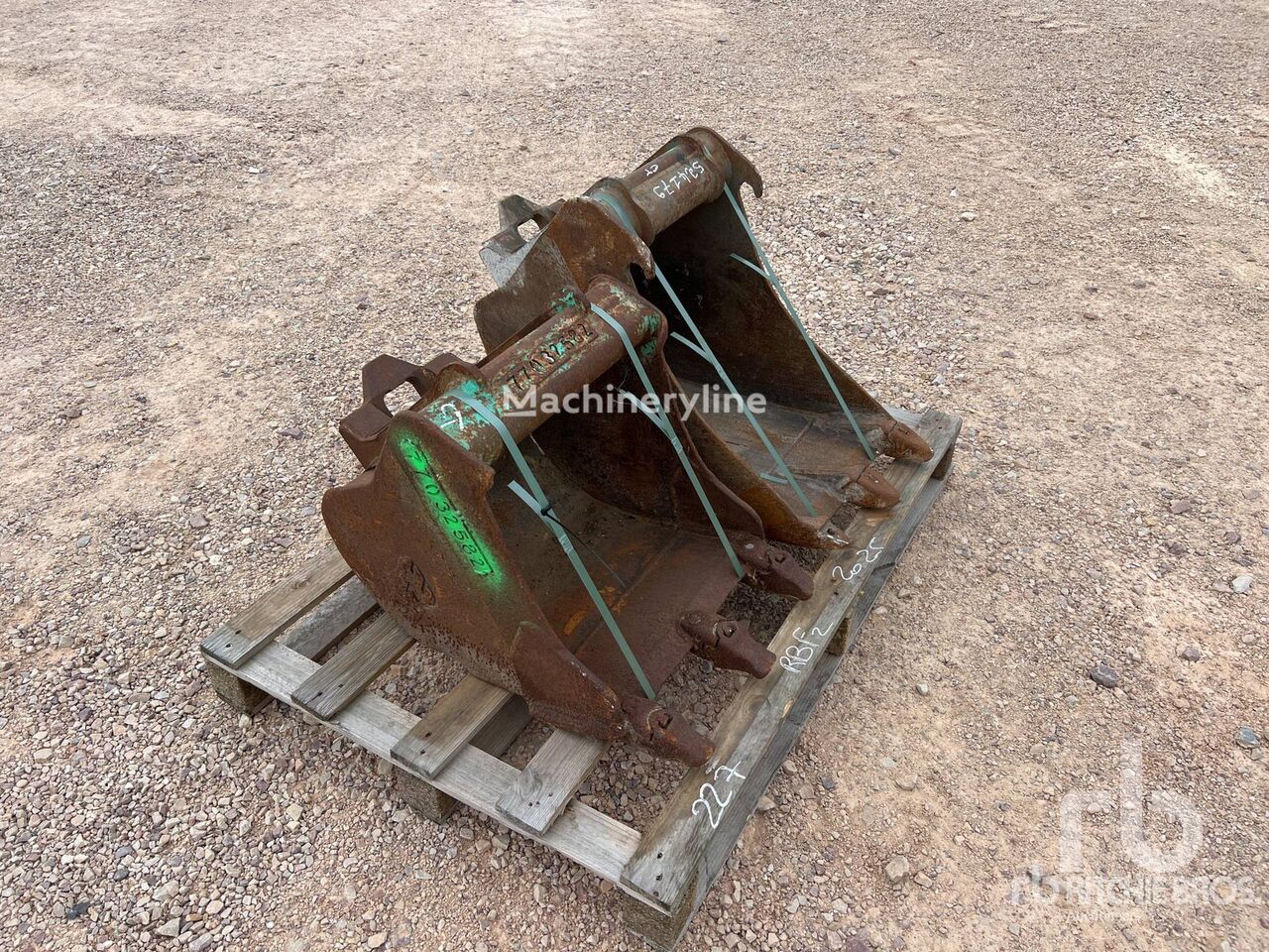 판매 중인 굴착기 버킷 Digging Qte De Godets Qty Of | Machineryline KR 굴착기 버킷 Digging Qte De Godets Qty Of - Machineryline
