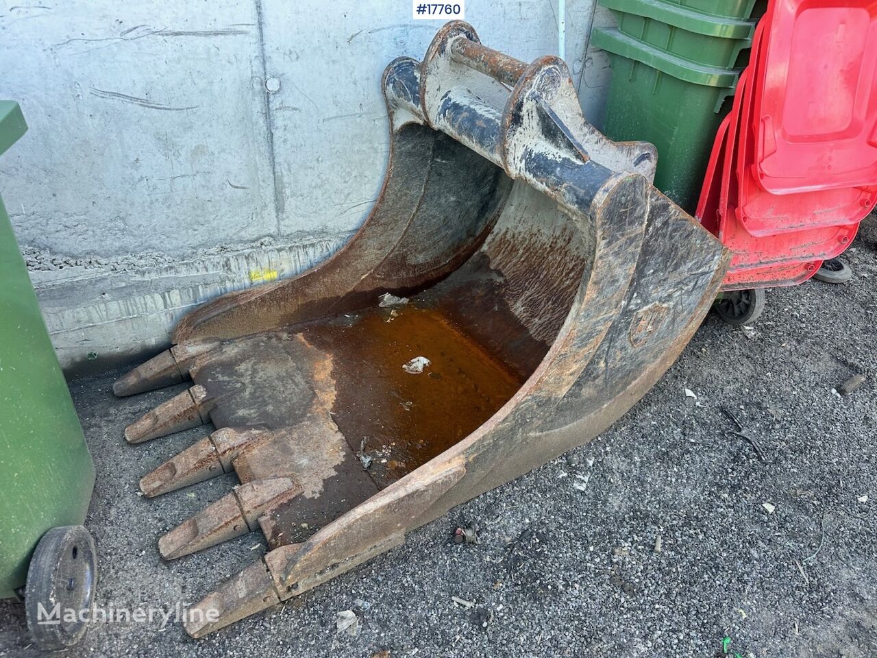 Hardlife S60 excavator bucket